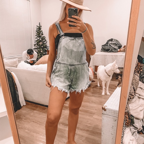 Superdown revolve blue Jean overalls - Picture 1 of 3